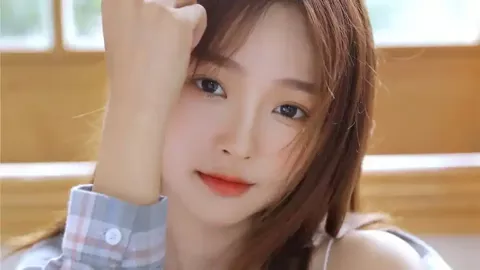 美股三大指数低开