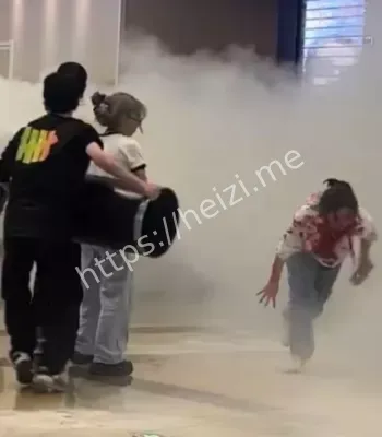 爆料