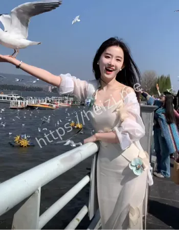 旅游