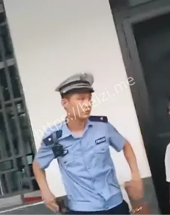 未戴头盔