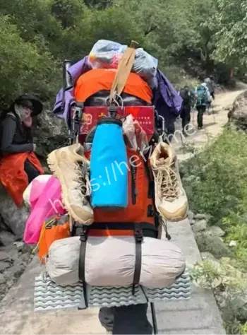梅里雪山