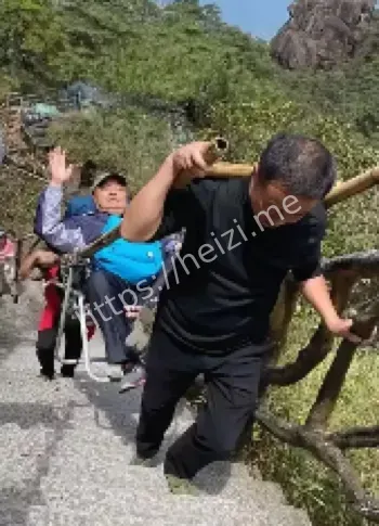 峨眉山金顶
