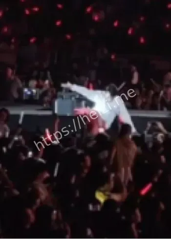 过山丘演唱事故