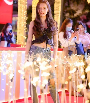 泰国版狗头萝莉