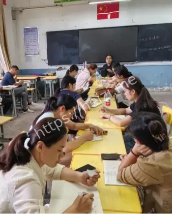 小学老师