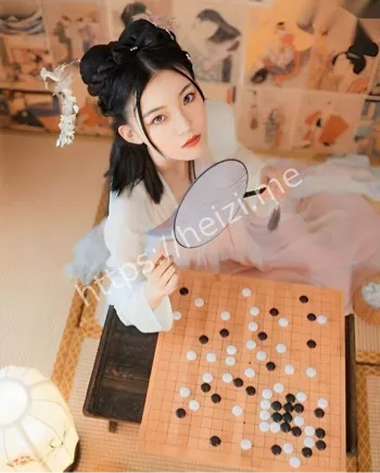 魔鬼身材御姐