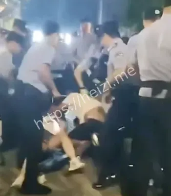 舆论压力