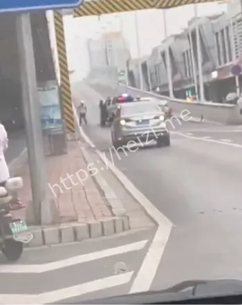 男子连撞数人