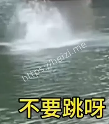 围观群众吐槽现场