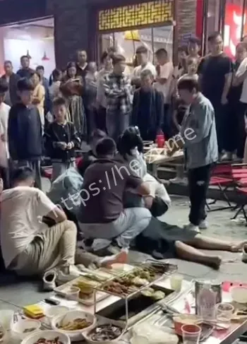 三只羊烧烤店现场图片