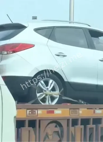 五车连撞