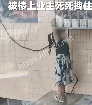 女童高空坠落