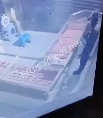 南邓金店被盗