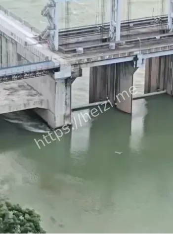 桂平实验中学师生恋丑闻