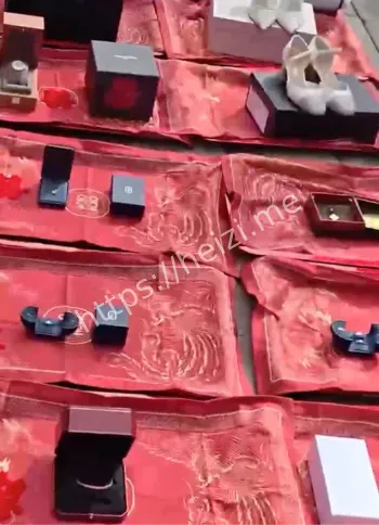 不惧世俗眼光开心就好