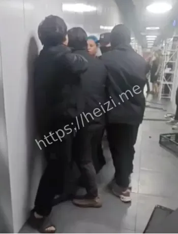 外卖骑手群殴店主