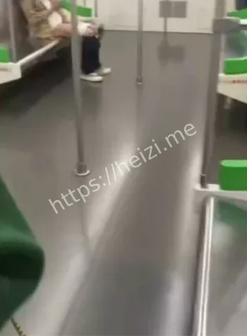 南宁地铁连夜消杀加便衣