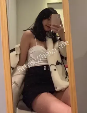 拜金女私会金主