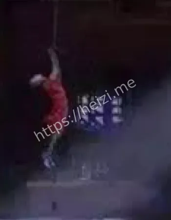 重庆红衣男孩事件