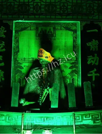 跳岩桥白影坠魂灵异