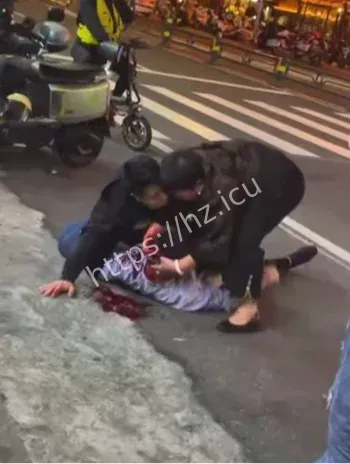 脖子被划重伤案