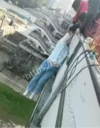 娄底居民联手救援