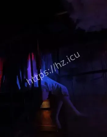 劝赶紧跑