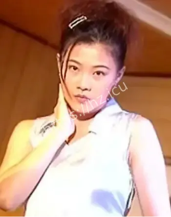 洪晓芸不输舒淇