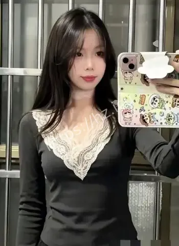 贵阳清纯高挑销售女神