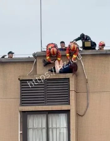 重庆女子轻生挣扎不止