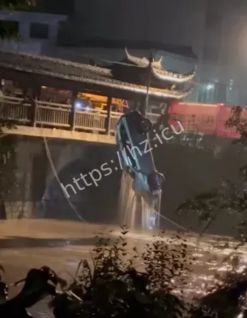 开车致女友截瘫