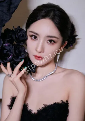 杨幂状态在线