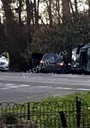 英国北爱尔兰连发车祸