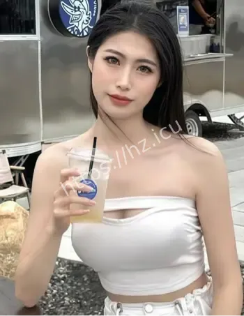 美容院老板娘私密淋浴