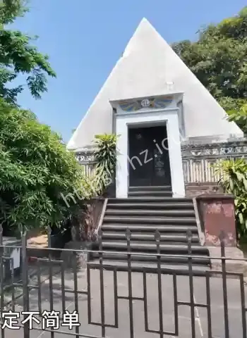 坟头直接生火做饭