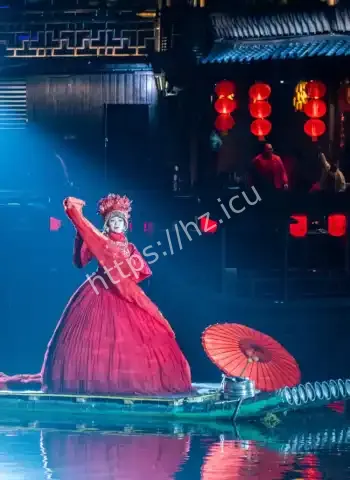 女孩每晚梦醒喜服诡异穿在身上