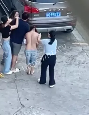 街头上演