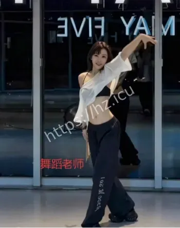 百万粉情侣人设崩塌